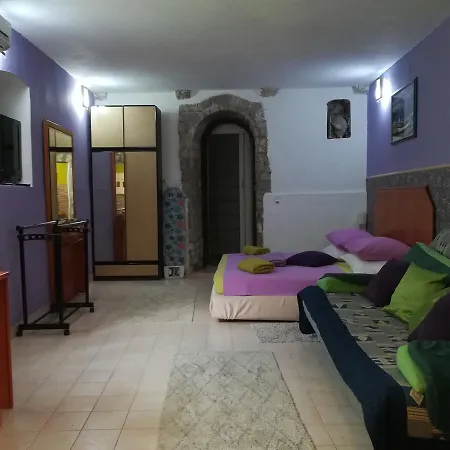 Hana Apartment Makarska